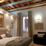 Fontana Di Trevi - Central Apartment In Rome